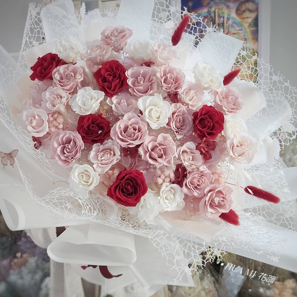 【 33愛情 】進口不凋中玫瑰