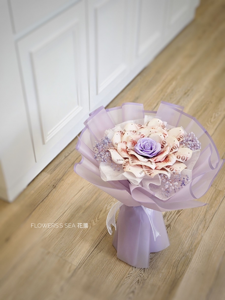 【 15 】鈔票山茶花