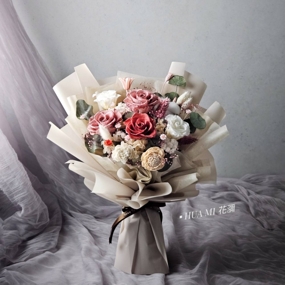 【 豆沙奶茶紅 】進口不凋玫瑰