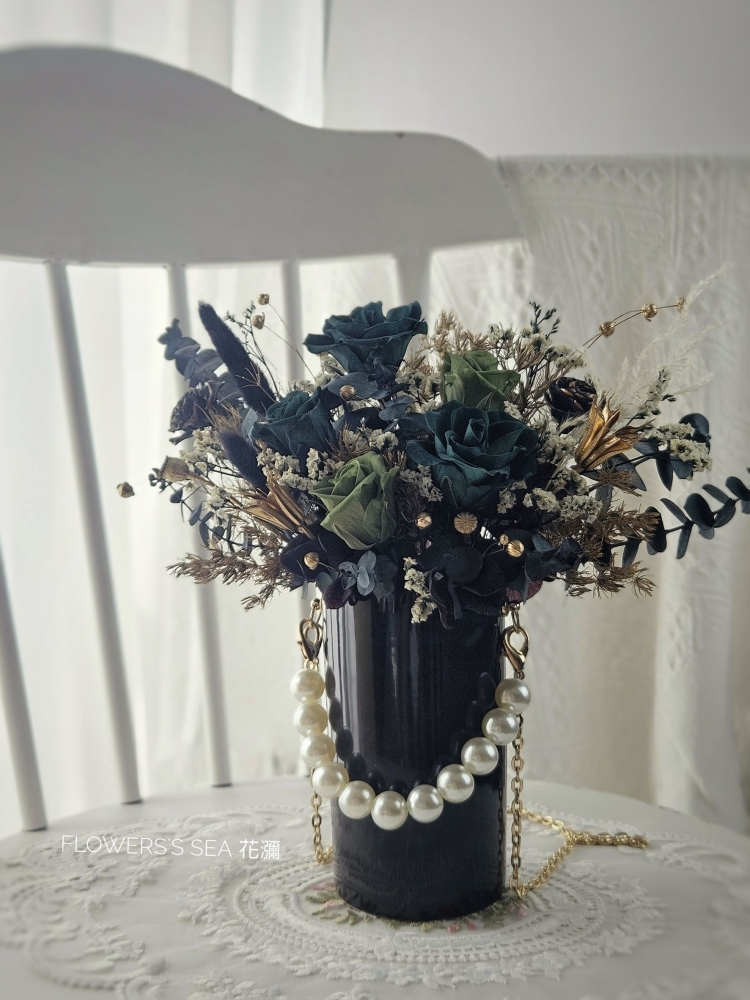 【 珍珠鍊桌花 】蒼翠欲滴