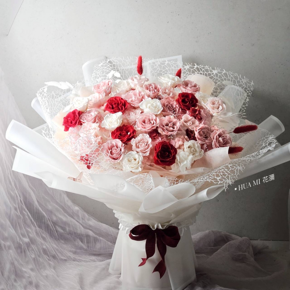 【 33愛情 】進口不凋中玫瑰