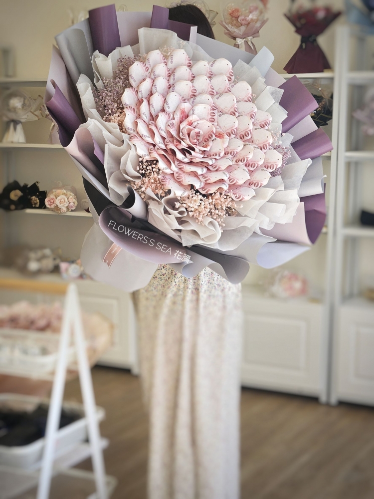 【 52 plus 】山茶花束