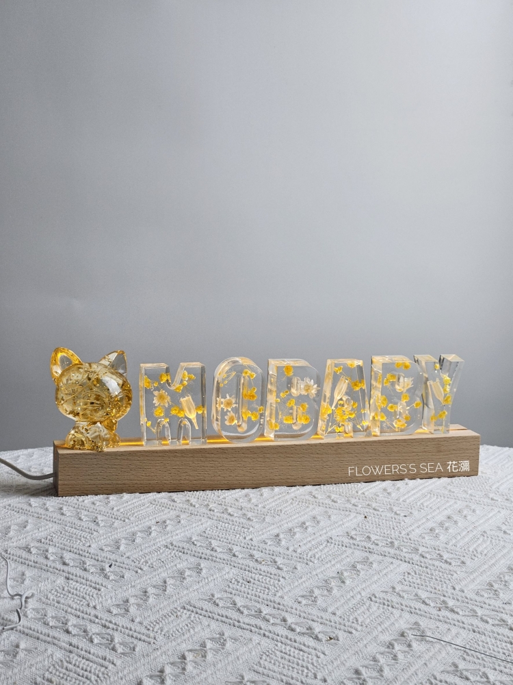 【 晶漾花 】貓咪字母燈