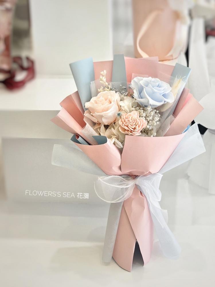 【 玫瑰 】永生乾燥混和花束